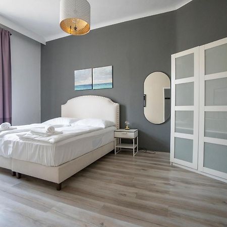 Brand New Charming Appartmet Near Augarten & City Виена Екстериор снимка